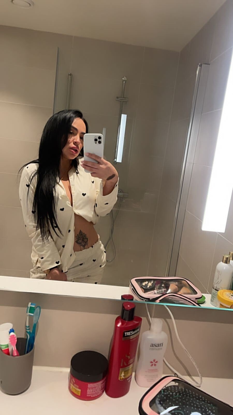 בחיפה והסביבה- לוסי - תמונה 1
